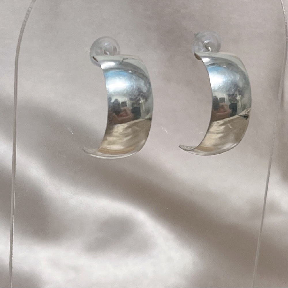 Sterling Silver Lighweight Hoop Earrings
